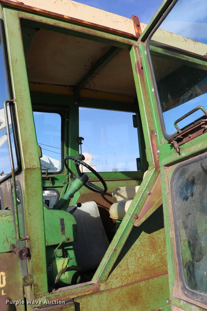 image for item DD0028 1970 John Deere 5020 tractor