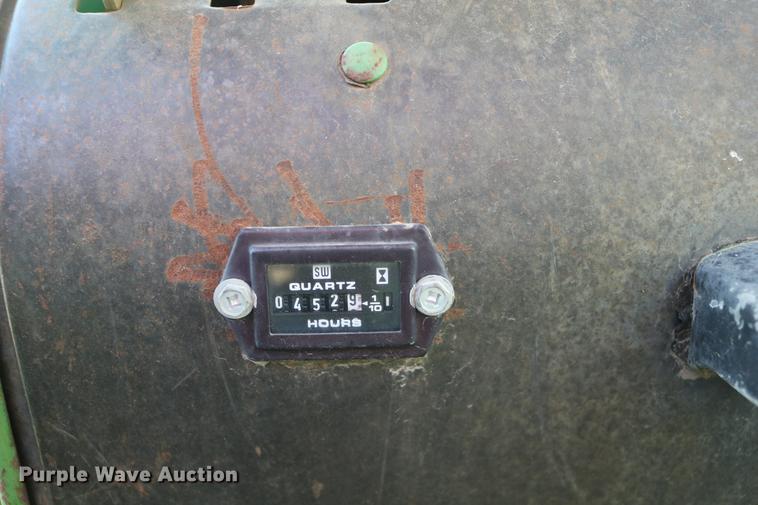 image for item DD0028 1970 John Deere 5020 tractor