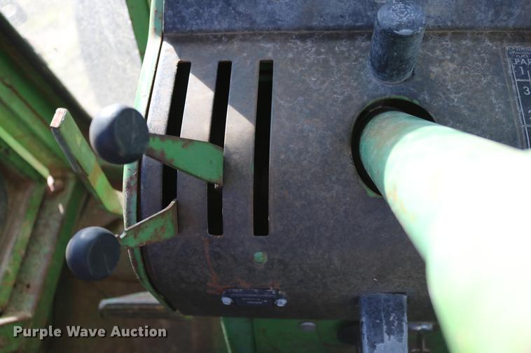 image for item DD0028 1970 John Deere 5020 tractor