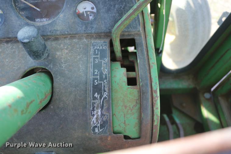 image for item DD0028 1970 John Deere 5020 tractor