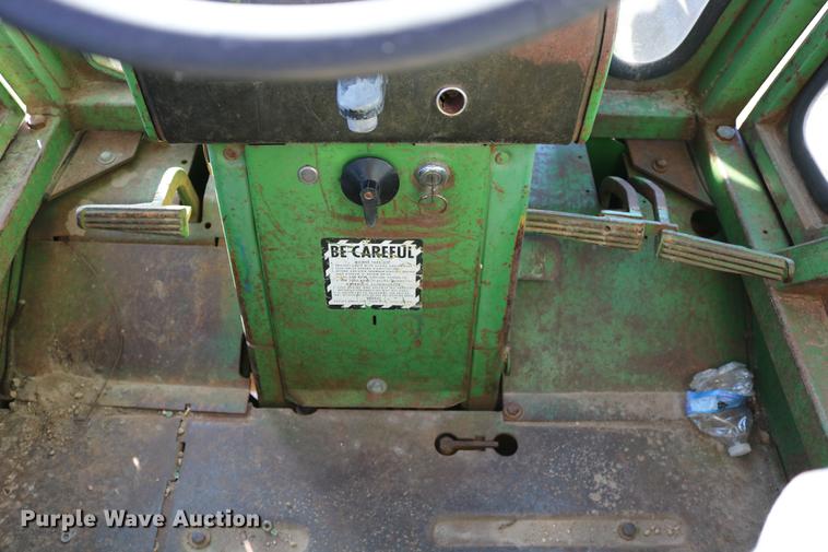 image for item DD0028 1970 John Deere 5020 tractor