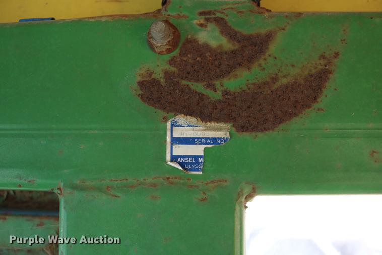 image for item DD0028 1970 John Deere 5020 tractor