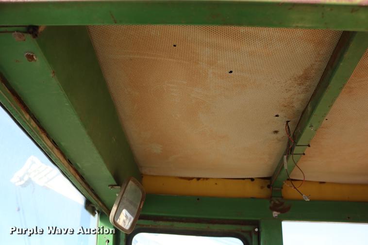 image for item DD0028 1970 John Deere 5020 tractor