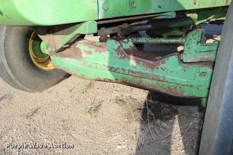 image for item DD0028 1970 John Deere 5020 tractor