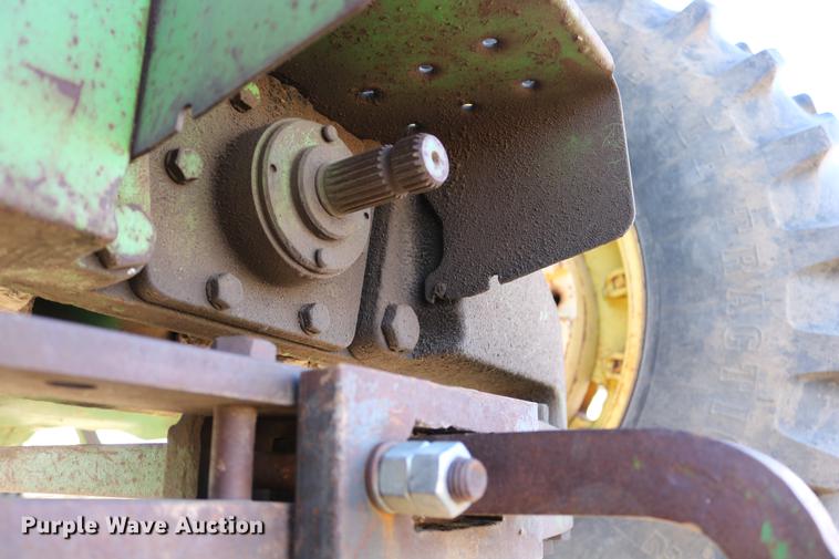 image for item DD0028 1970 John Deere 5020 tractor