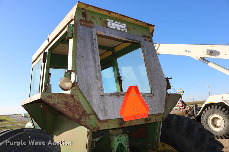 image for item DD0028 1970 John Deere 5020 tractor