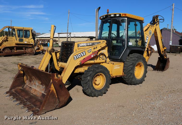 image for item DD0029 1997 John Deere 310SE backhoe