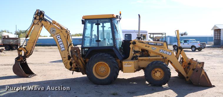 image for item DD0029 1997 John Deere 310SE backhoe