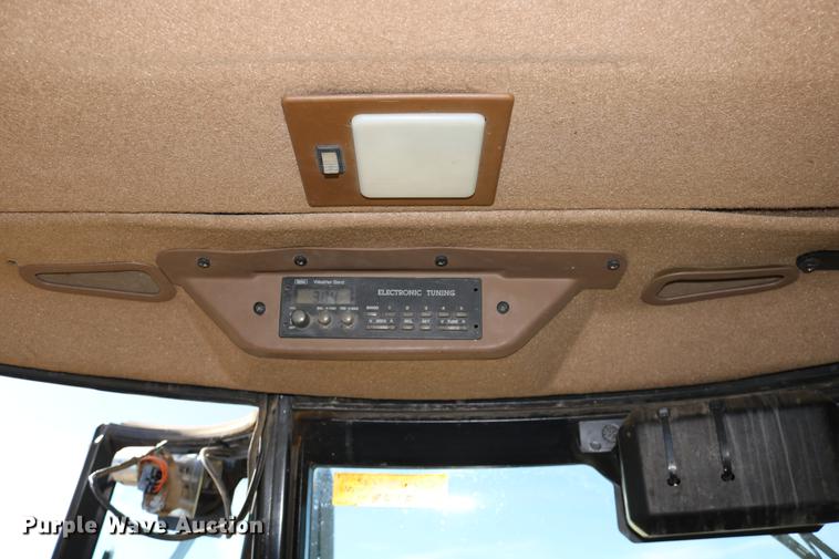 image for item DD0029 1997 John Deere 310SE backhoe