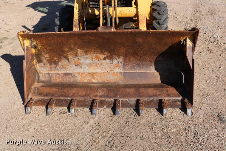 image for item DD0029 1997 John Deere 310SE backhoe