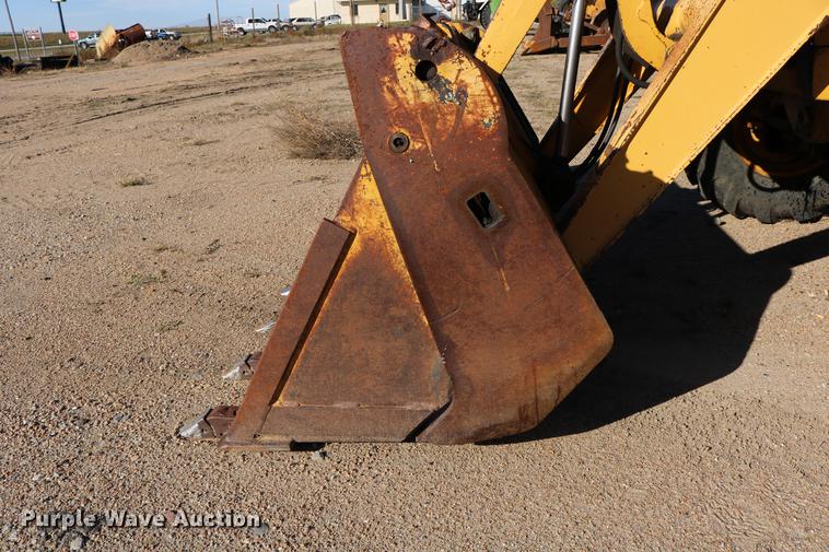 image for item DD0029 1997 John Deere 310SE backhoe