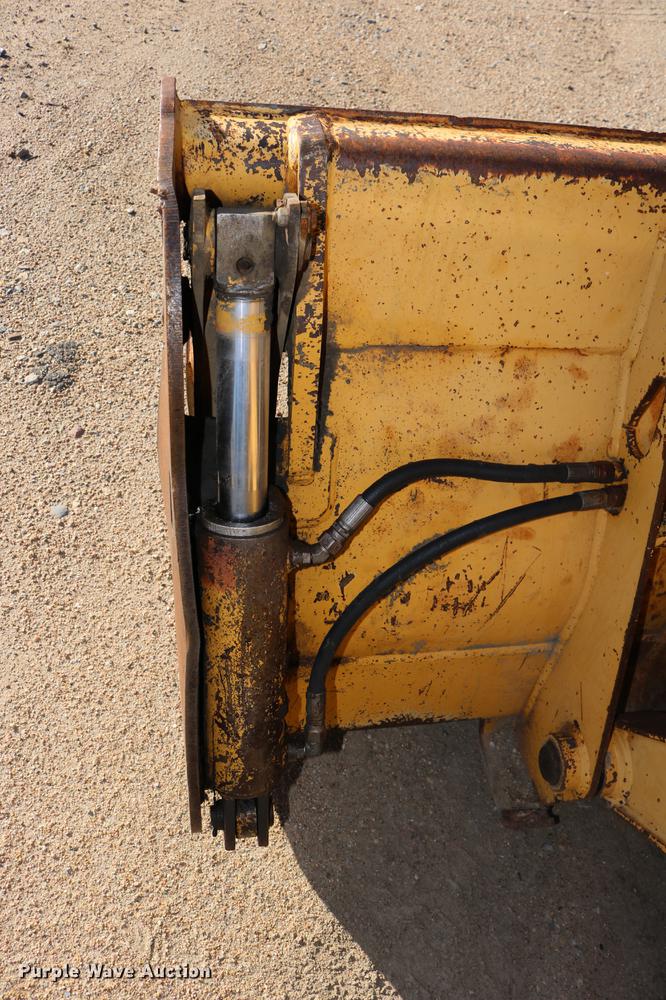 image for item DD0029 1997 John Deere 310SE backhoe