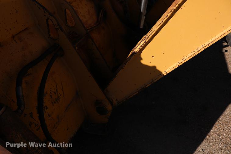 image for item DD0029 1997 John Deere 310SE backhoe