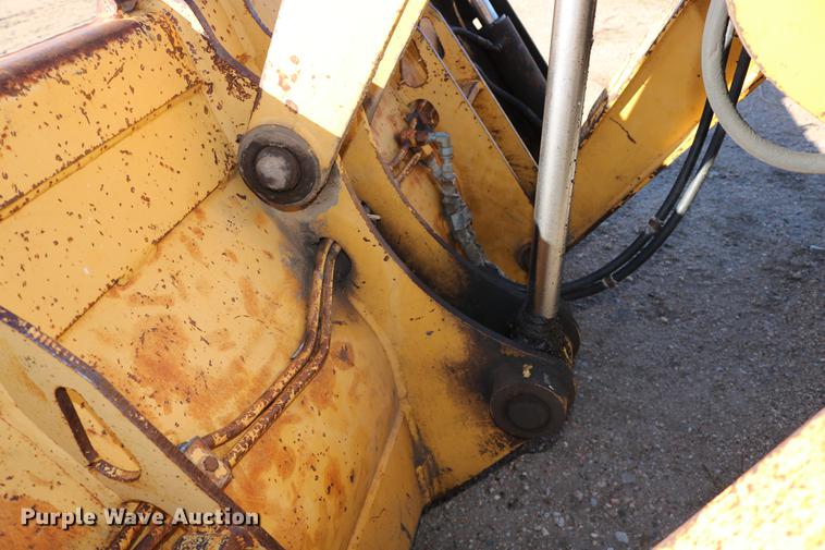 image for item DD0029 1997 John Deere 310SE backhoe