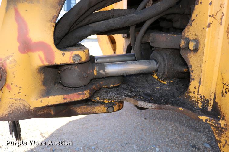 image for item DD0029 1997 John Deere 310SE backhoe