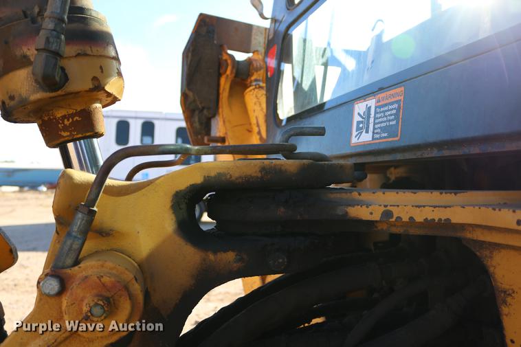 image for item DD0029 1997 John Deere 310SE backhoe