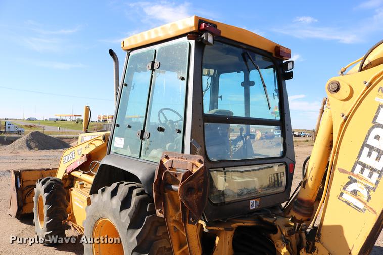 image for item DD0029 1997 John Deere 310SE backhoe