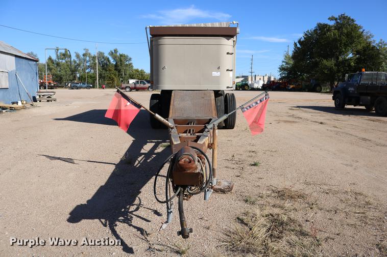 image for item DD0030 1988 Corn Husker end dump trailer