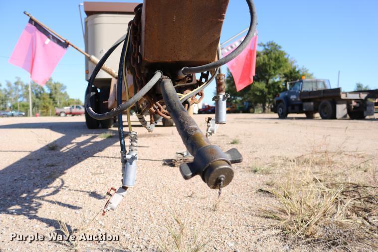 image for item DD0030 1988 Corn Husker end dump trailer