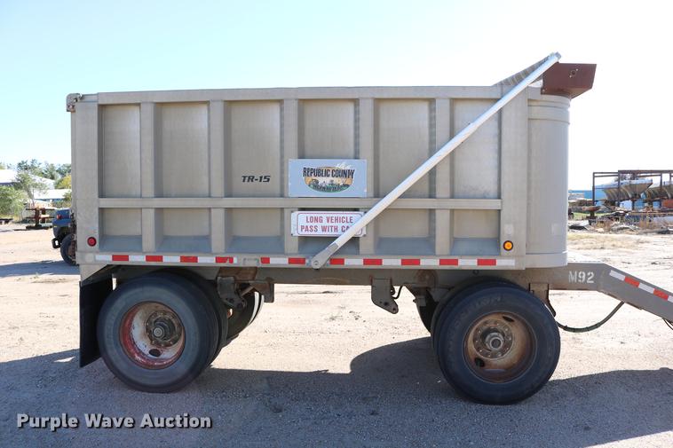 image for item DD0030 1988 Corn Husker end dump trailer