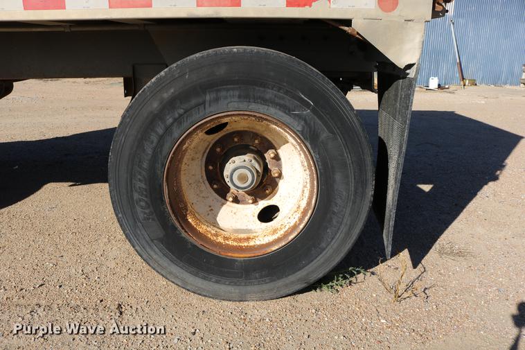 image for item DD0030 1988 Corn Husker end dump trailer