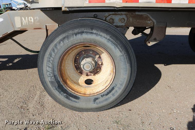 image for item DD0030 1988 Corn Husker end dump trailer
