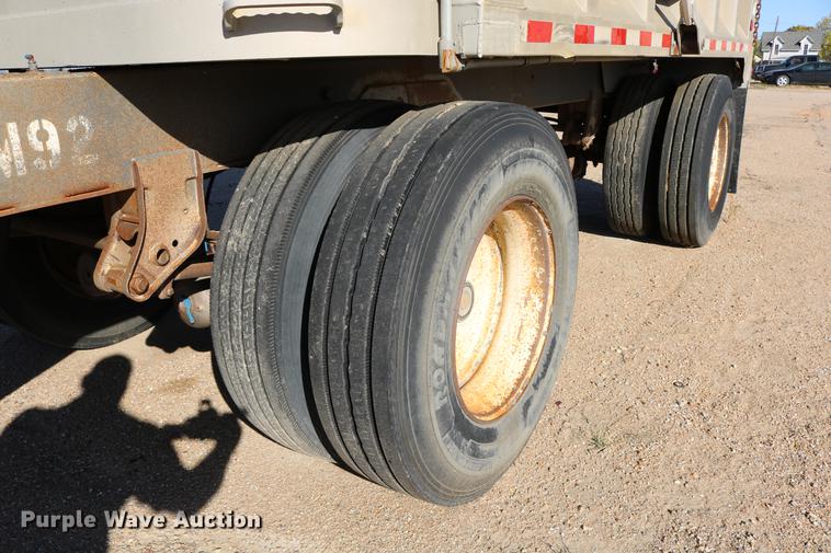 image for item DD0030 1988 Corn Husker end dump trailer