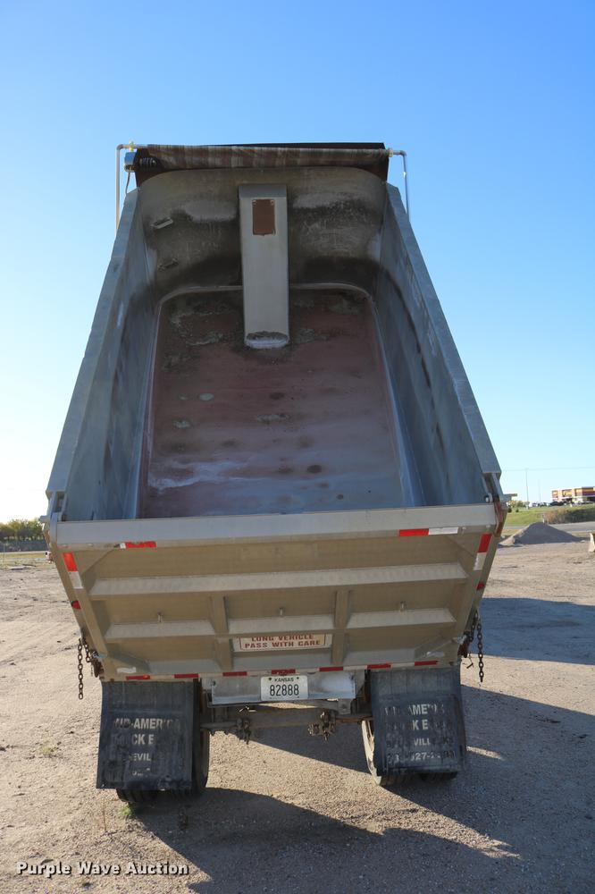 image for item DD0030 1988 Corn Husker end dump trailer