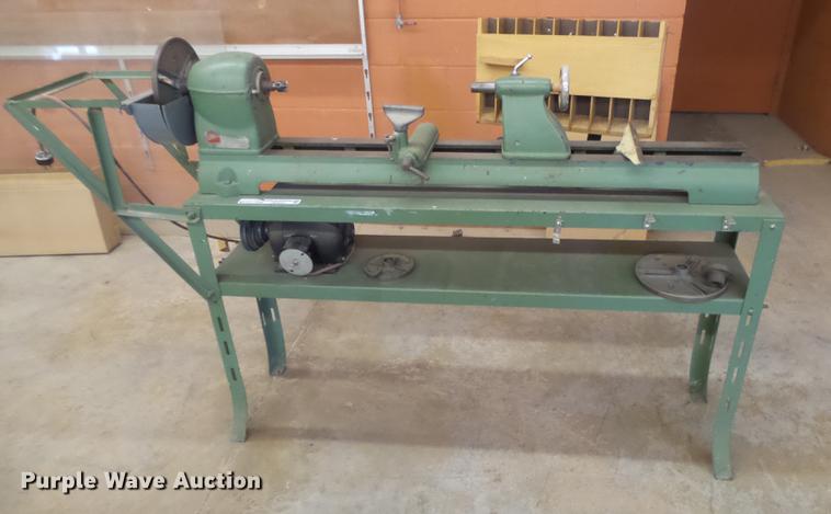 image for item DE9201 Atlas 7122 lathe
