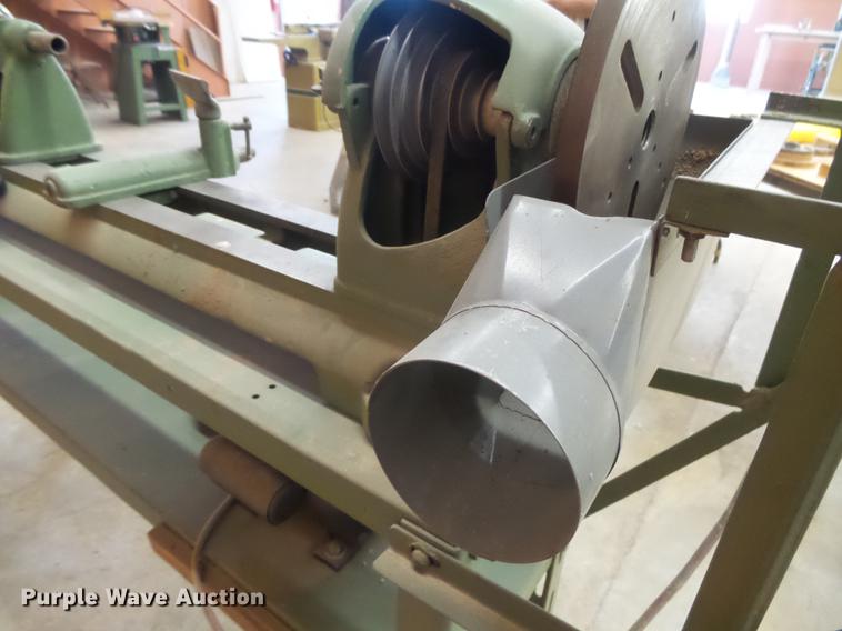 image for item DE9201 Atlas 7122 lathe