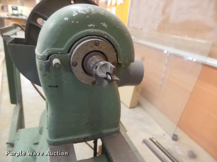 image for item DE9201 Atlas 7122 lathe