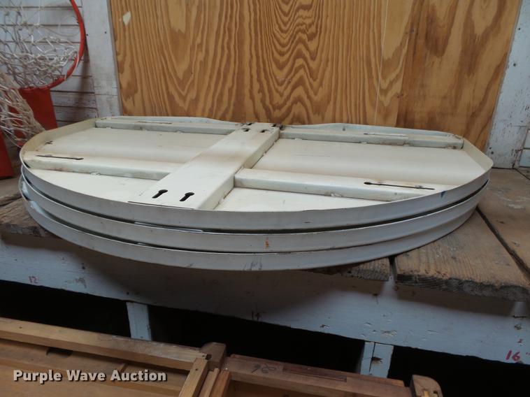 image for item DE9208 Sporting goods