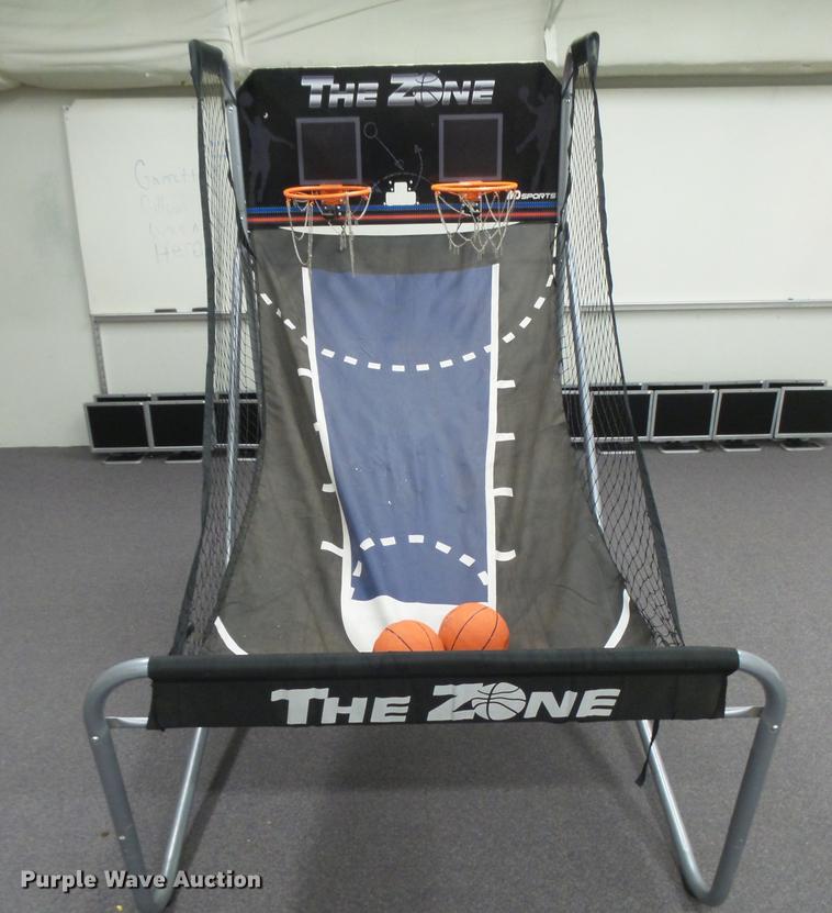 image for item DE9208 Sporting goods