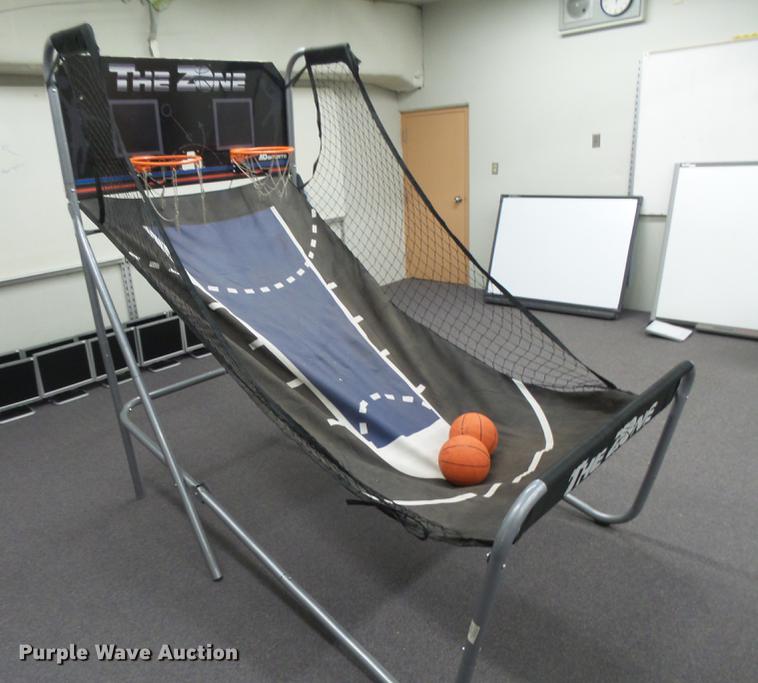 image for item DE9208 Sporting goods