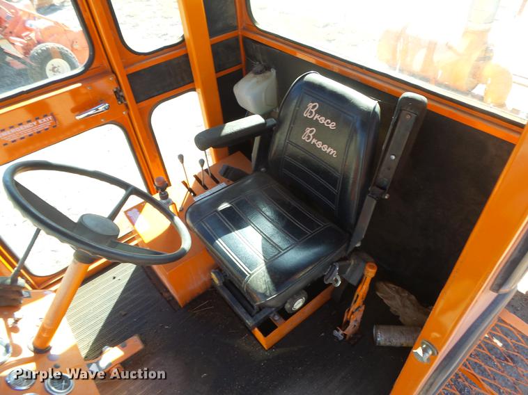 image for item DE9210 Broce RC350 broom