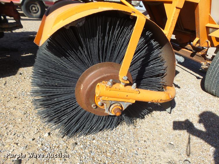 image for item DE9210 Broce RC350 broom