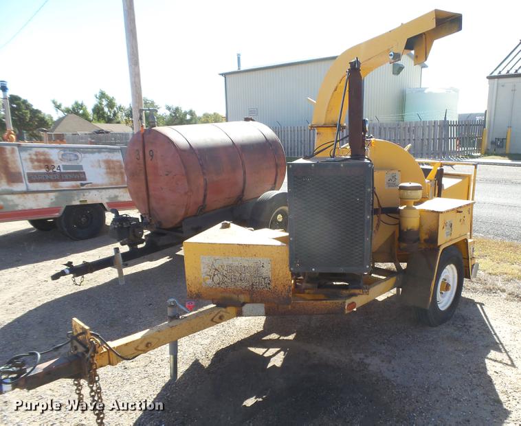 image for item DE9211 Brush Bandit wood chipper