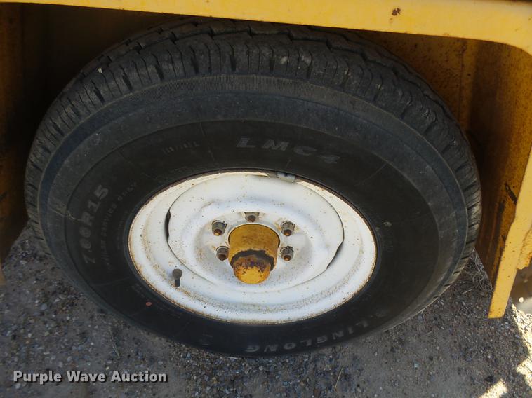 image for item DE9211 Brush Bandit wood chipper