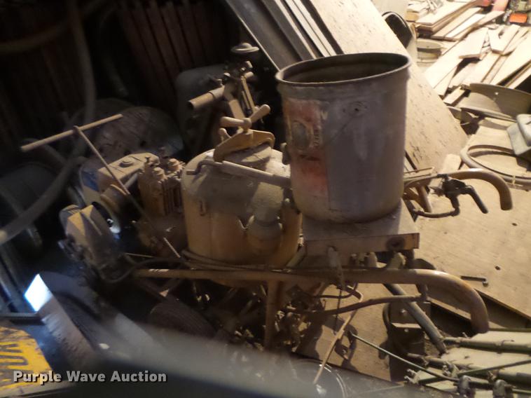 image for item DE9214 Paint striper