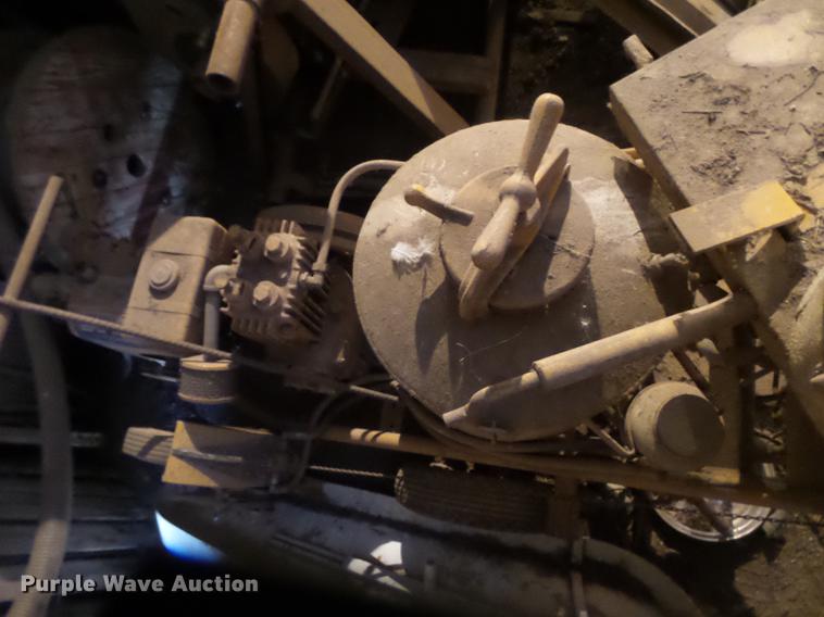 image for item DE9214 Paint striper