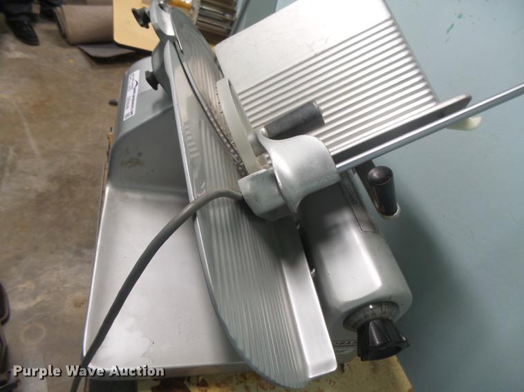 image for item DE9246 Hobart 1612 meat slicer