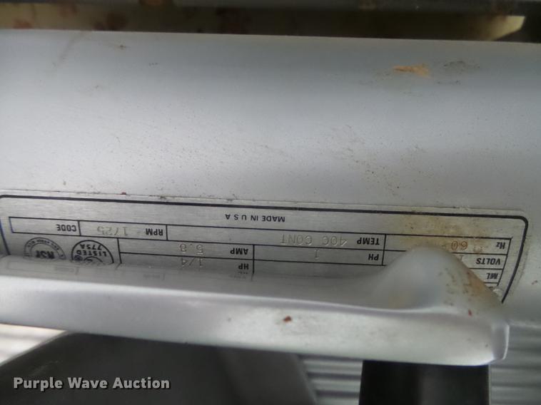 image for item DE9246 Hobart 1612 meat slicer