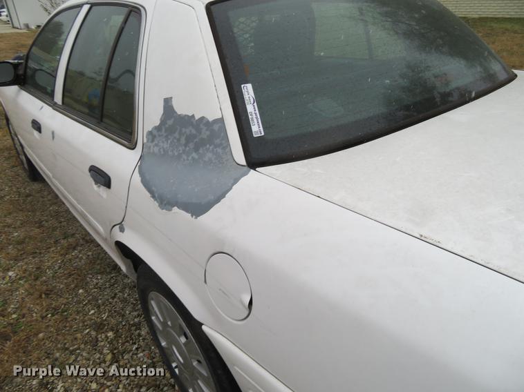 image for item DF9853 2008 Ford Crown Victoria Police Interceptor