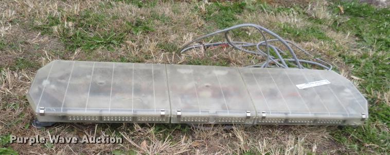 image for item DF9855 Code 3 X2100 light bar