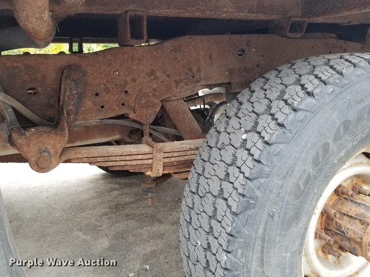 image for item DP9930 1997 Ford F250 Super Duty flatbed pickup truck