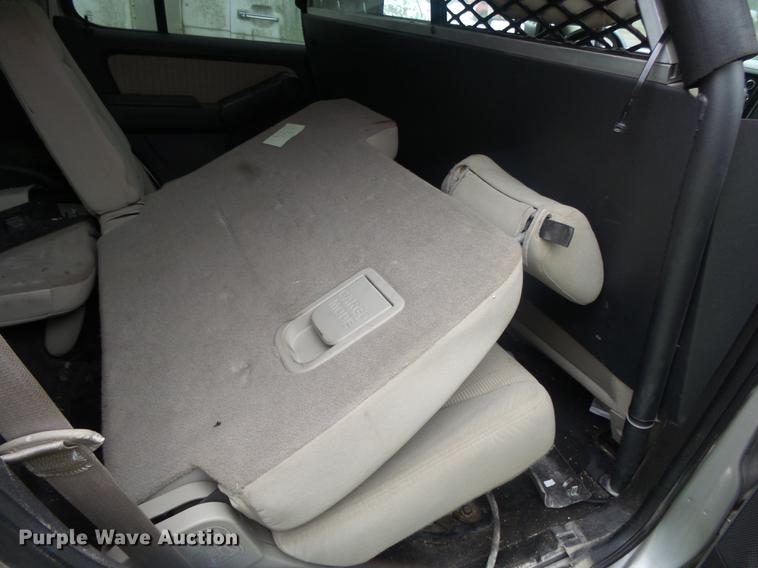image for item DS9669 2008 Ford Explorer SUV