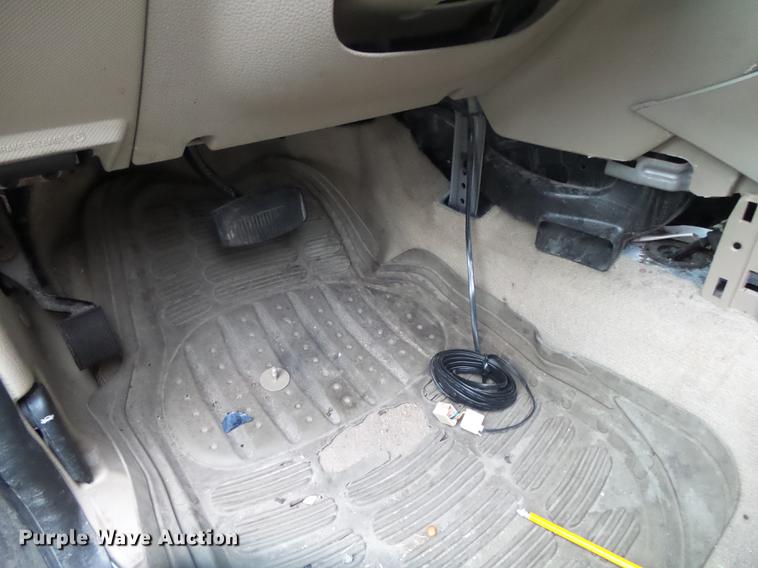 image for item DS9670 2008 Ford Explorer XLT SUV