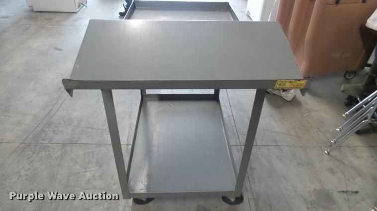 image for item DV9125 Metal cart