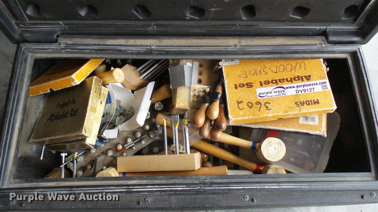 image for item DV9127 Leather tools