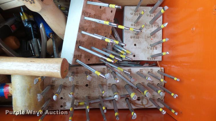 image for item DV9127 Leather tools